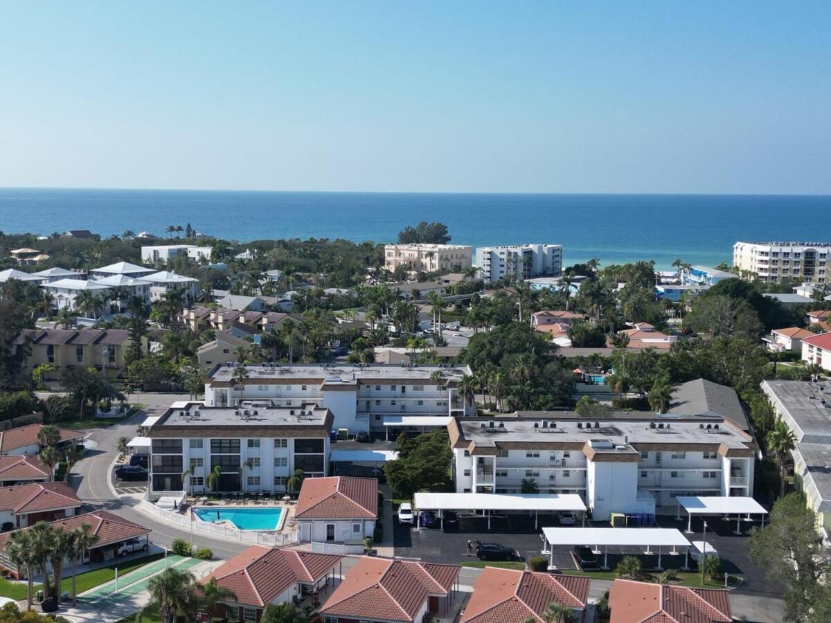 2 Bed 2 Bath Centrally Located On Siesta Key Sarasota Exterior foto